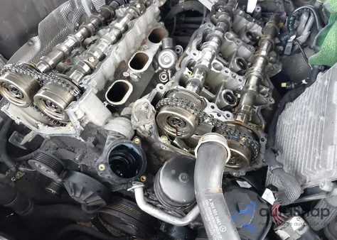 2013 Mercedes-Benz C 300 Sport 4Matic из США, поврежденный, VIN WDDGF8AB1DA755708